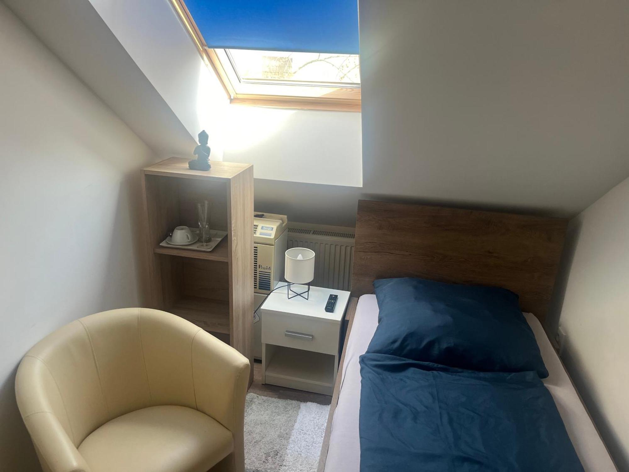 Jokai Apartman Komárno Eksteriør bilde