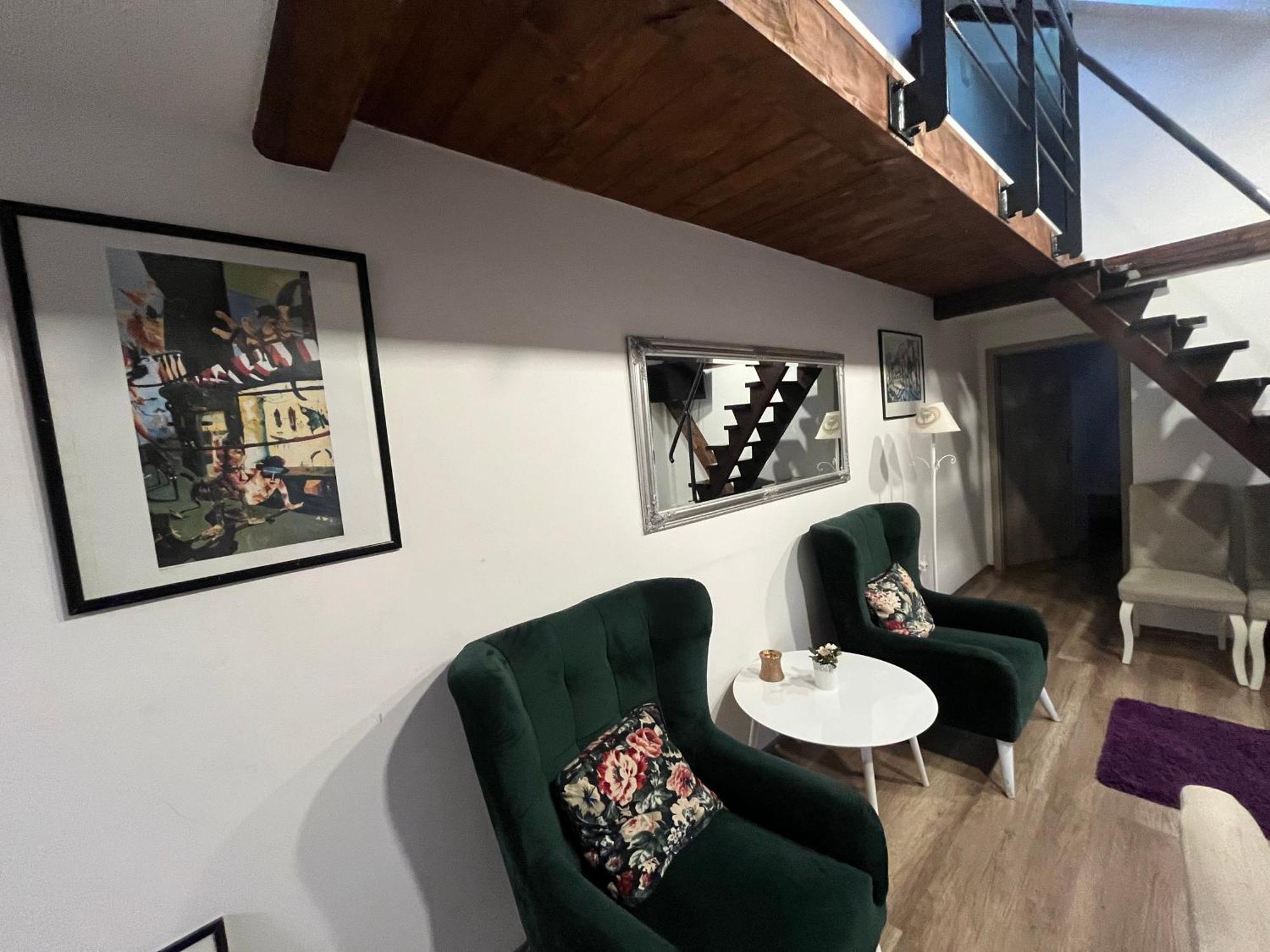 Jokai Apartman Komárno Eksteriør bilde